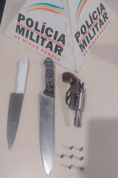 Vigia de clube leva "mata-leão" e cai durante assalto no Alto dos Passos 1 Vigia de clube leva "mata-leão" e cai durante assalto no Alto dos Passos
