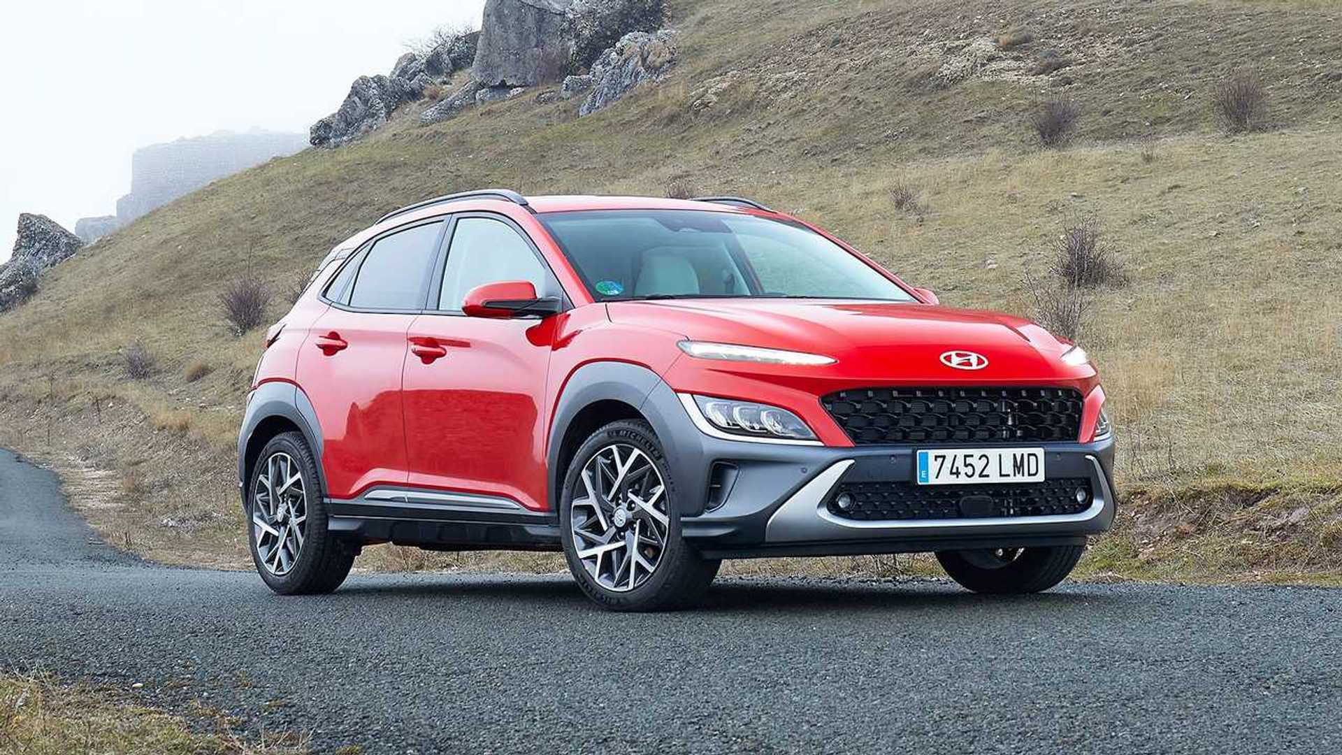 Hyundai Kona disponível em 2 versões com desconto! 2 hyundai kona hybrid restyling 2021 1