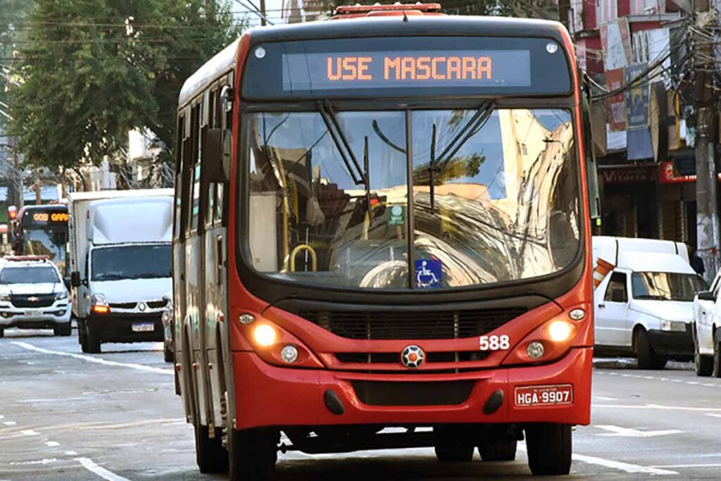 Duas novas linhas de ônibus passam a operar em Juiz de Fora 1 Duas novas linhas de ônibus passam a operar em Juiz de Fora foto pjf