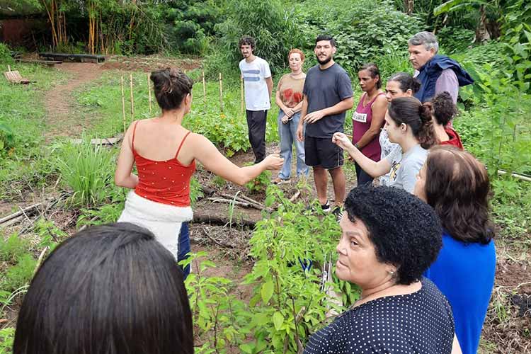Escolas levam sustentabilidade ao cotidiano de alunos por meio da criatividade 3 projeto de extensao do grupo GEA divulgacao colegio polivalente