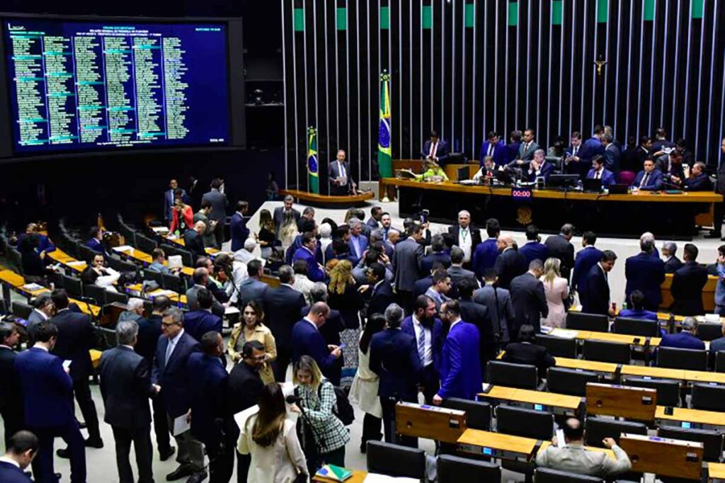 Veja principais pontos da PEC da reforma tributária aprovada na Câmara 1 reforma tributaria foto Zeca Ribeiro Câmara dos Deputados