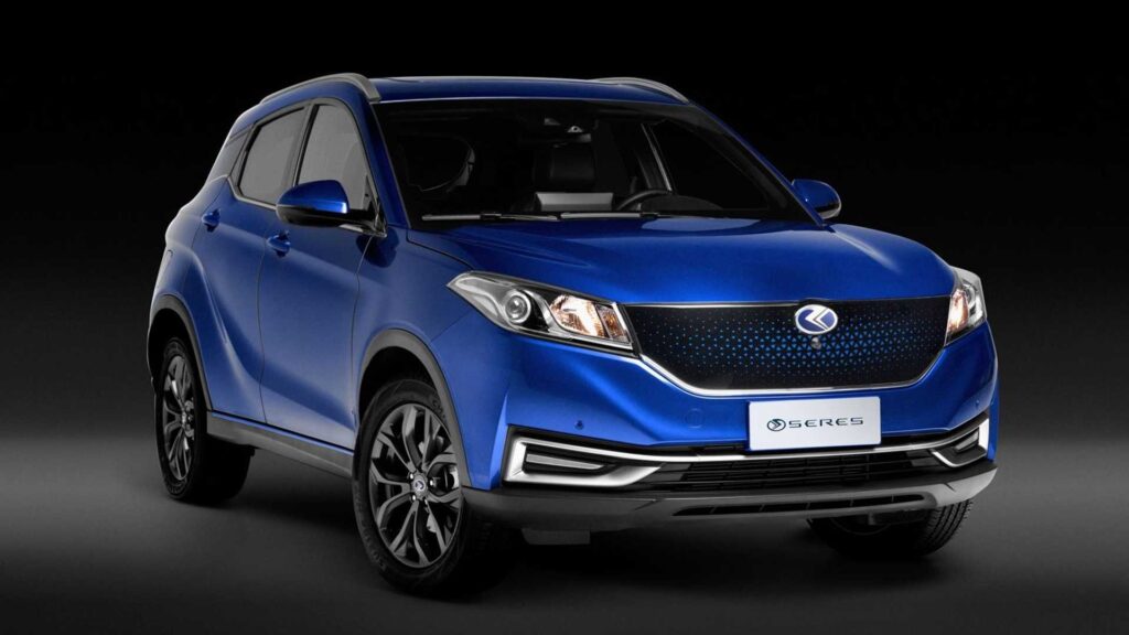 Seres 3 é lançado no Brasil com versão blindada de fábrica 5 Novo SUV Seres 3 - Foto:Divulgação