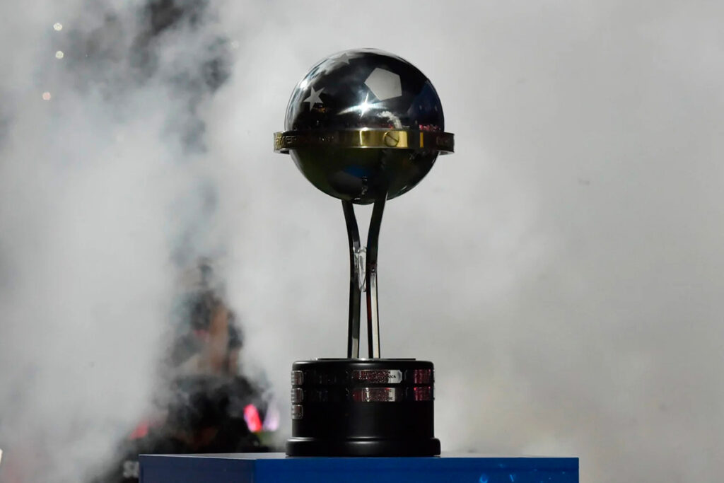 Botafogo enfrenta o Patronato na Copa Sul-Americana 1 taca sula conmebol