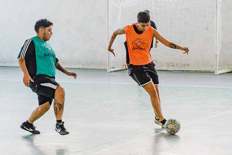 Pessoas trans e não-binárias buscam espaço no esporte em Juiz de Fora 3 Anira Raposo Fotografia