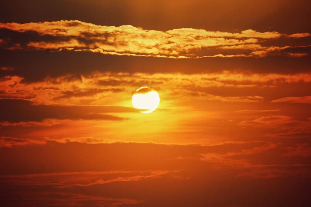 Cuidados que devemos ter com o nosso organismo durante o verão 1 Após_aterrissar_na_Lua,_Índia_busca_explorar_estudo_solar._(4)
