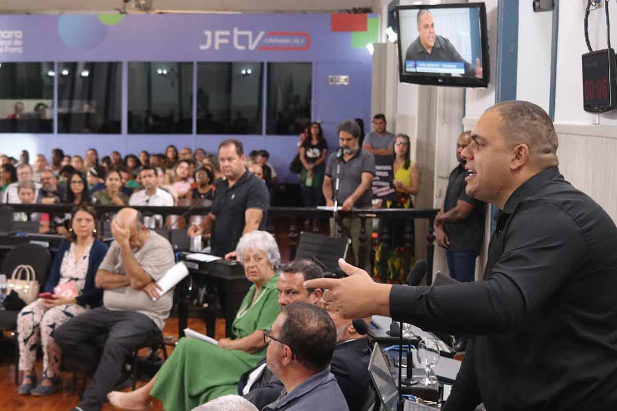 Audiência discute administração de condomínios em Juiz de Fora 1 Audiencia Camara2 FELIPE COURI 1
