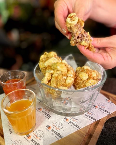 Festival Torresmo e Costela: maior, melhor e mais gostoso 4 Bolinho de torresmo Monterei