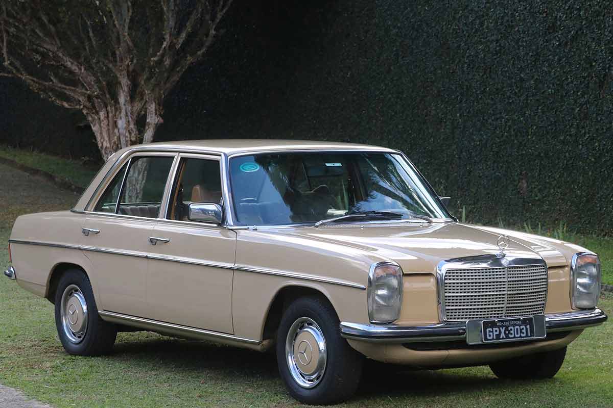 Encontro do Automóvel Antigo volta à UFJF após quatro anos 1 CARRO ANTIGO Interna Felipe Couri