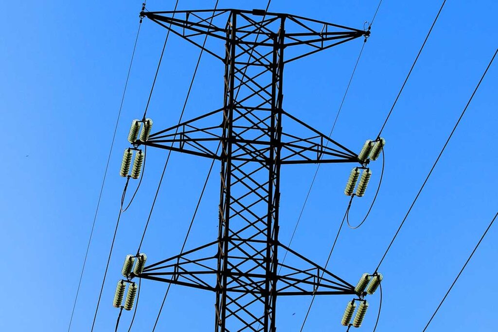 Colisão de veículos provoca queda de energia no Bairro Novo Horizonte 1 Energia Eletrica Fernado Priamo Arquivo TM