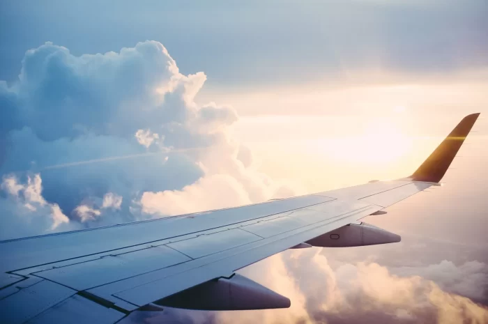 Explore_as_5_viagens_aéreas_mais_extensas_do_mundo!_(1)companhia aérea