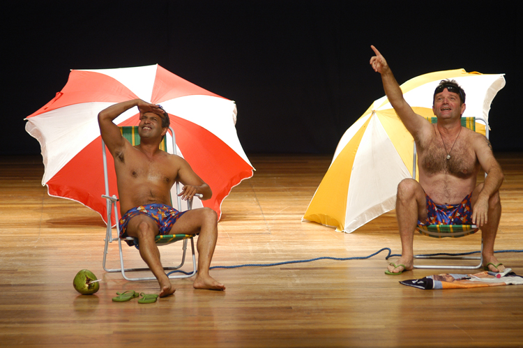 Campanha de Popularização do Teatro e da Dança começa neste domingo 2 MINEIROS ON THE BEACH