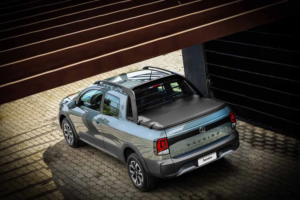 Saveiro 2024 é a picape mais barata do Brasil. Conheça as versões, preços e equipamentos. 3 VW Saveiro 2024 - Foto: Divulgação