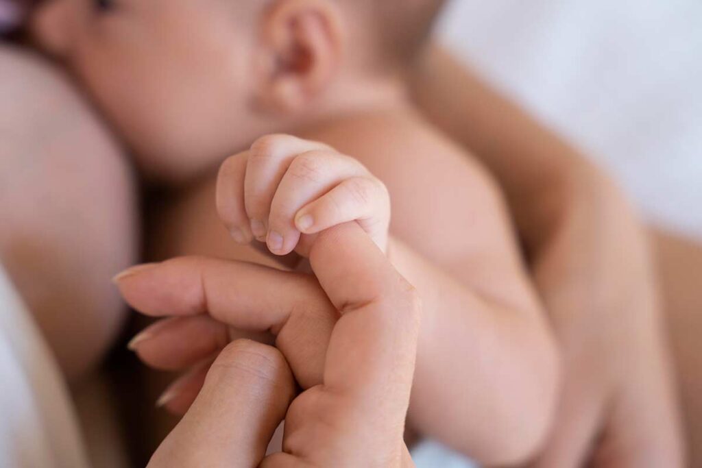 Agosto Dourado destaca a importância da amamentação e o cuidado com as mães 2 amamentacao freepik