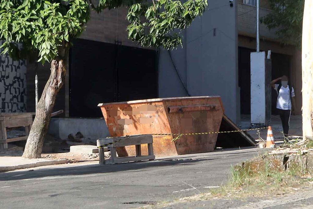 Novas regras para alocação de caçambas nas ruas de JF estão em vigor 1 caçambas