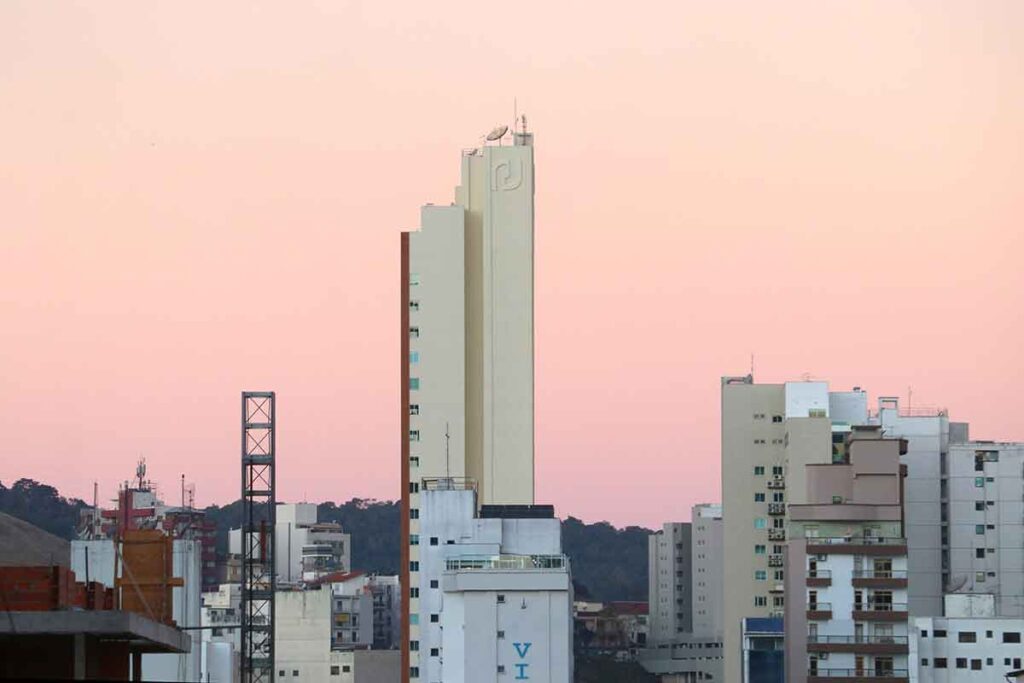 Defesa Civil alerta para baixa umidade do ar nos próximos dias em JF 1 tempo felipe couri 1