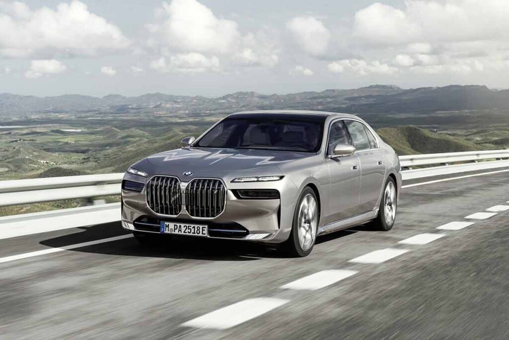 BMW i7 impressiona pelo luxo e anda como esportivo 1 BMW i7