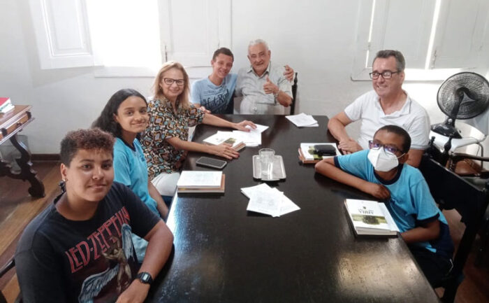 Coluna Cesar Romero - 29 e 30 de setembro de 2023 2 Deusa Soares Tarcisio Delgado e Gilmar Loures 290923 2 enviada pela Giglia casa da memoria com corte