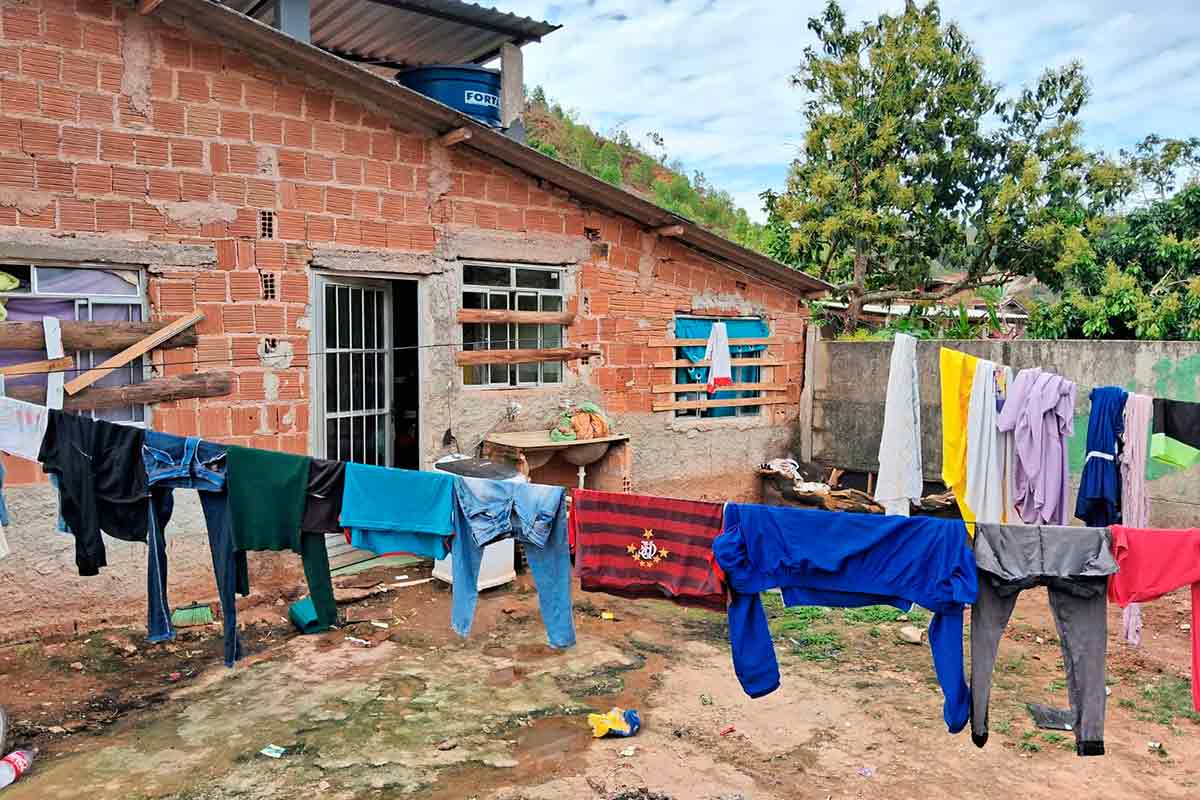 Homem é preso após manter companheira em cárcere privado 1 Homem é preso após manter companheira em cárcere privado