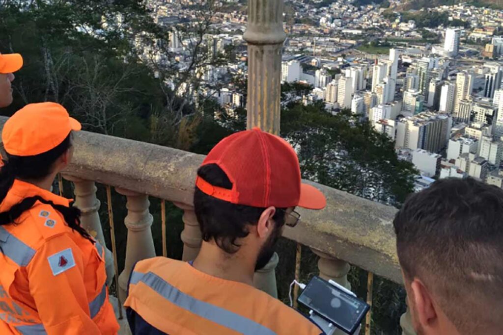 Vistoria contra novas queimadas é realizada no Morro do Imperador 1 defesa morro cristo 112727