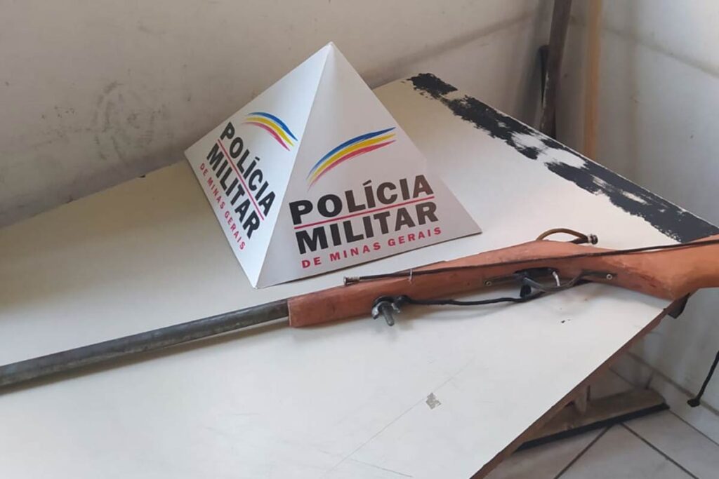 Idoso é atingido por disparo acidental de espingarda e é preso 1 espingarda Alto Rio Doce Divulgacao PM