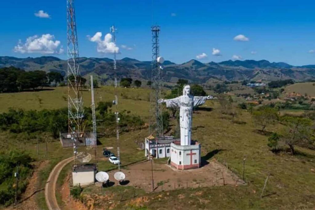 Prefeitura de Guiricema abre concurso com salários de até R$ 12,8 mil 1 guiricema reproducao facebook prefeitura