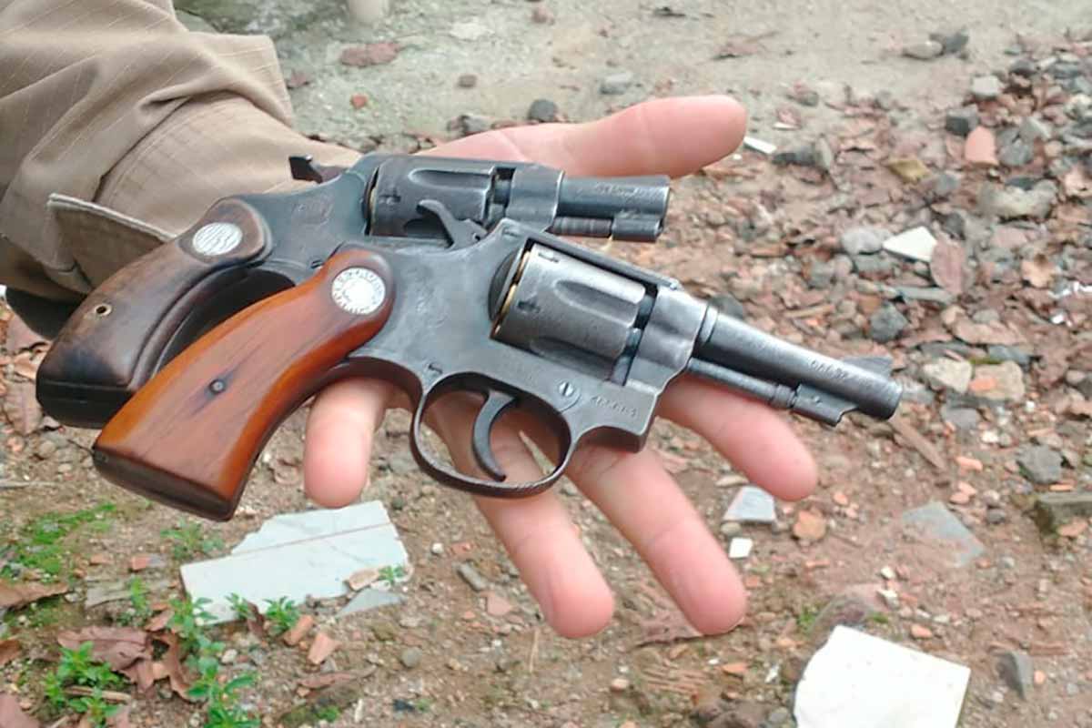 Homem é morto a tiros no Vila Esperança I 1 Homem é morto a tiros no Vila Esperança I foto divulgação pm