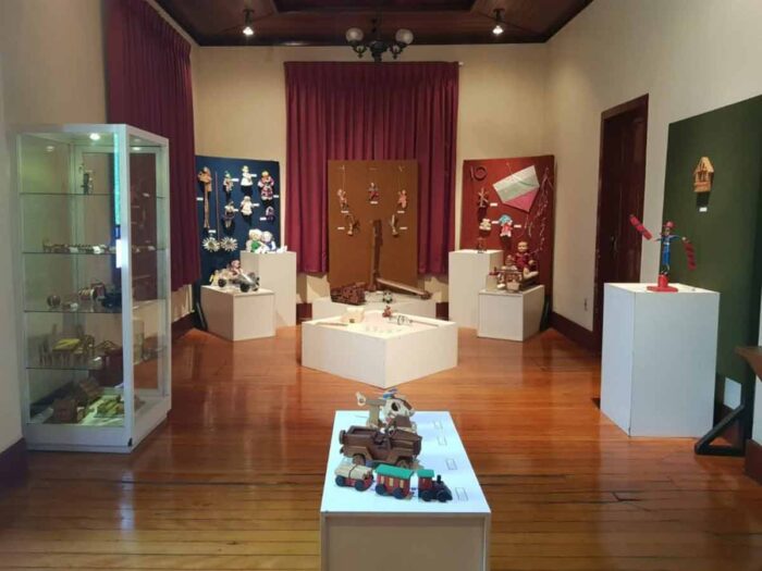 Mês das crianças inspira a mostra 'Brinquedos e brincadeiras' no Museu de Cultura Popular 1 Brinquedos Divulgacao1