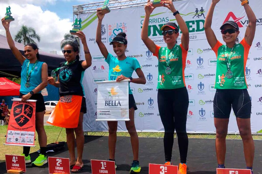 Luan de Oliveira e Aline Barbosa vencem a 6ª Corrida Unimed 1 Corrida Unimed Divulgacao