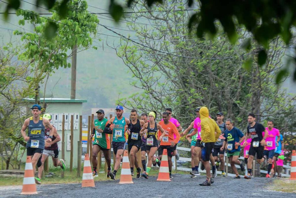 Lawrens Makkai e Thaís Matta vencem a Corrida da Primavera 1 Corrida da Primavera Divulgacao