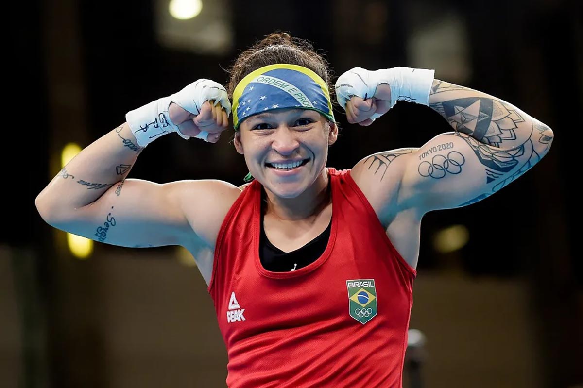 Primeira no boxe: Bia Ferreira garante vaga nos Jogos Olímpicos de Paris