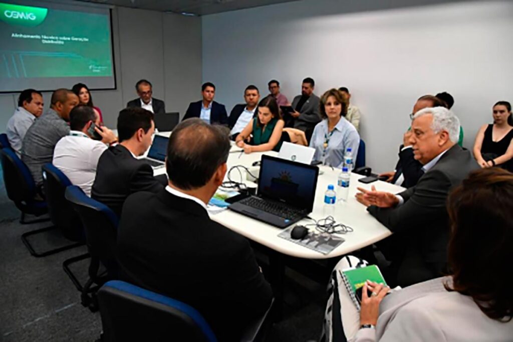 Geração solar distribuída: Cemig recebe representantes do setor para esclarecimentos técnicos e sugestões 1 Geração solar distribuída: Cemig recebe representantes do setor para esclarecimentos técnicos e sugestões