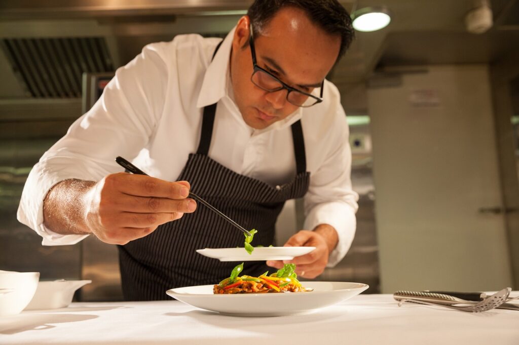 Gosta de comer na viagem? Conheça 5 restaurantes com três estrelas Michelin pelo mundo 1 Gosta de comer na viagem? Conheça 5 restaurantes com três estrelas Michelin pelo mundo