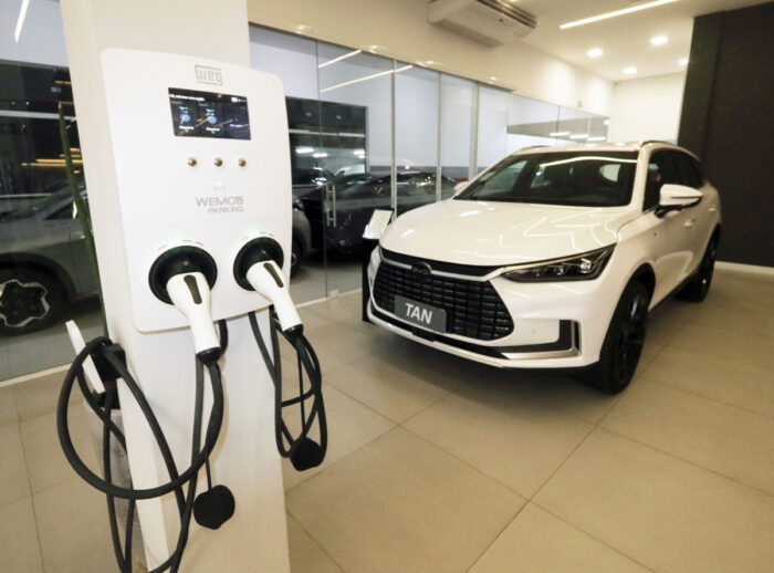 Aumento da frota de carros elétricos em JF supera média estadual 2 TAN é um dos carros elétricos da BYD
