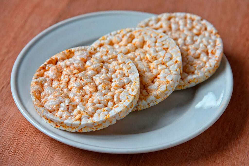 Consumidora é indenizada em R$ 10 mil após encontrar larvas em biscoito 1 Not Biscoito de arroz.jpg
