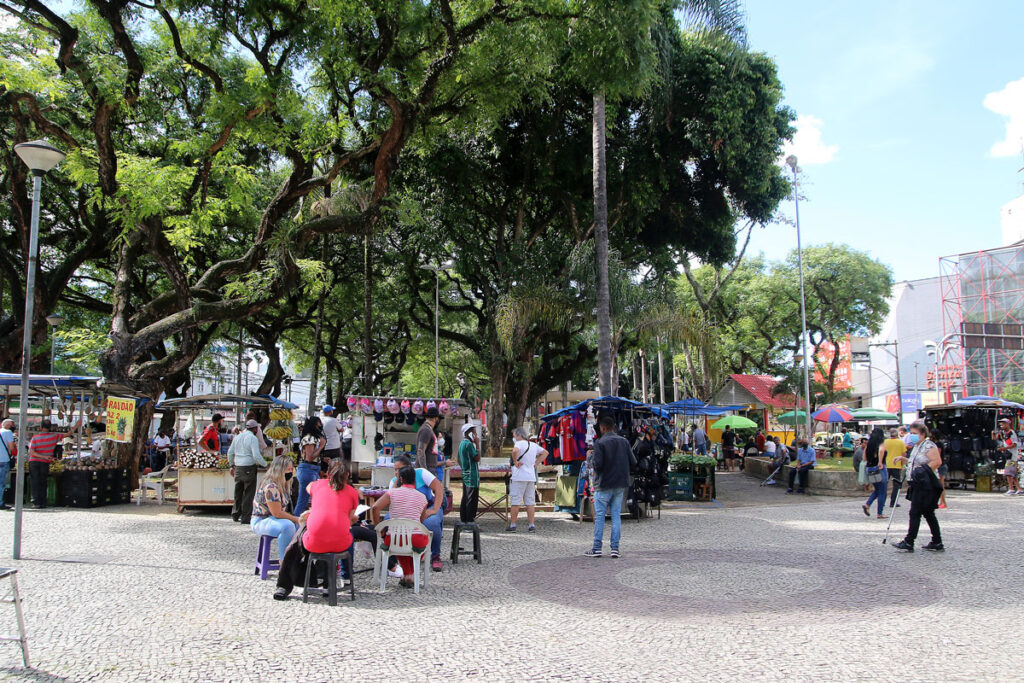 Inauguração da Praça Clodesmidt Riani deve acontecer ainda no primeiro semestre 1 PRAÇA DO RIACHUELO juiz de fora