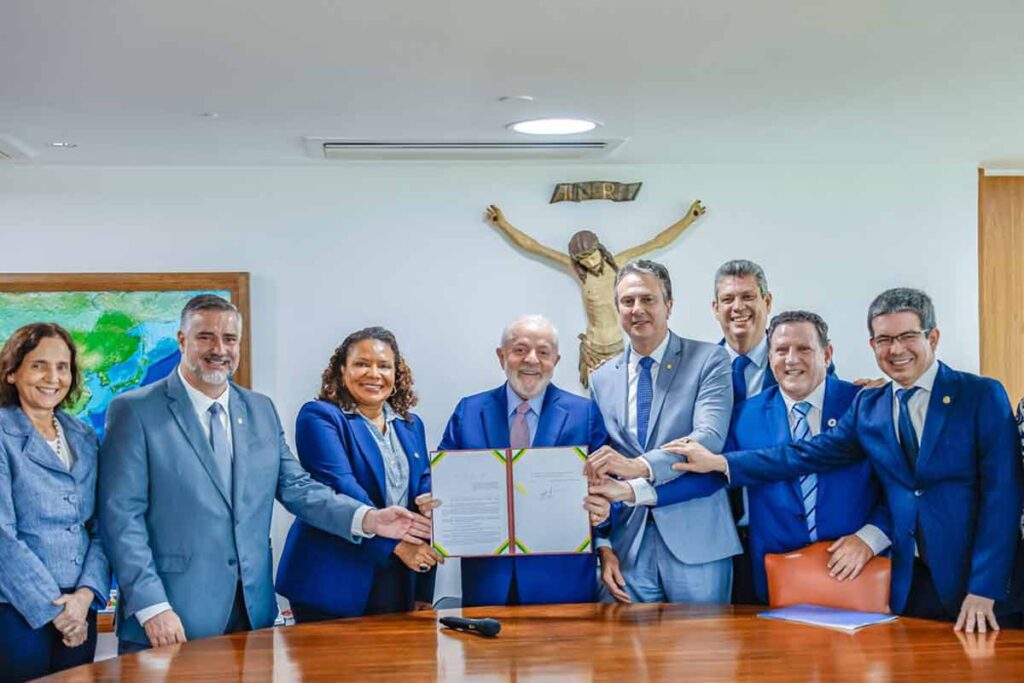 Fies: Governo sanciona renegociação de dívidas; entenda como funcionará 1 anuncio lula fies ricardo stuckert pr