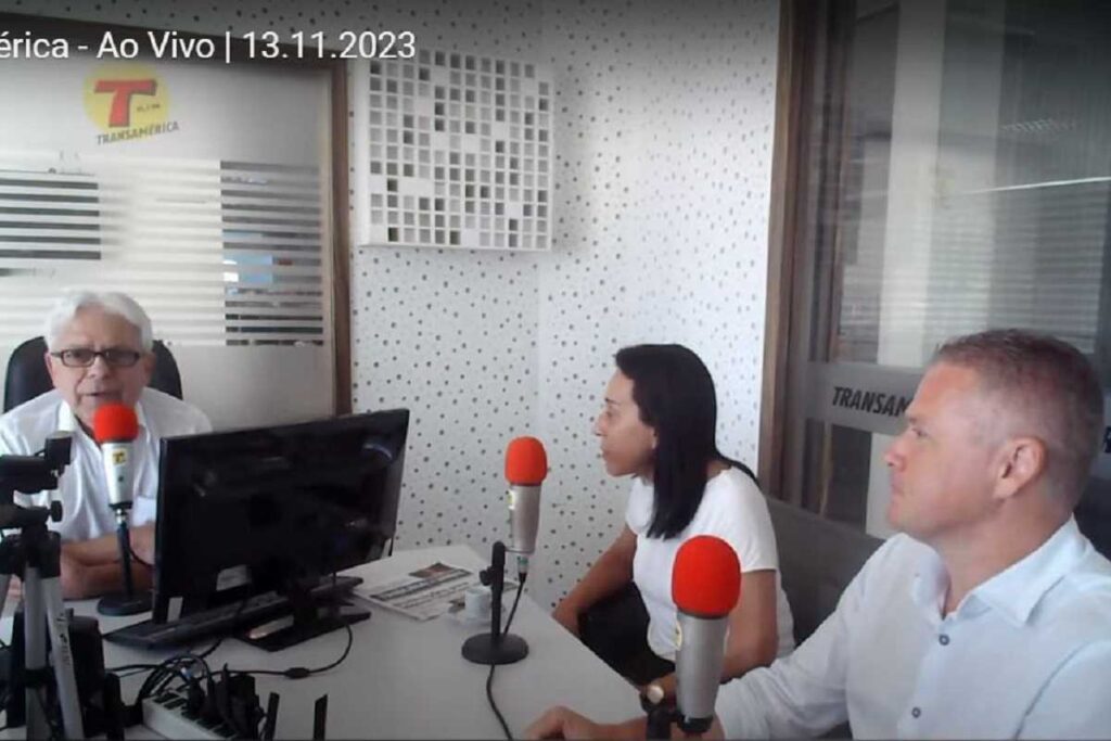 “Nova educação” exige união entre tradição e tecnologia na formação para o mercado de trabalho 1 “Nova educação” exige união entre tradição e tecnologia na formação para o mercado de trabalho
