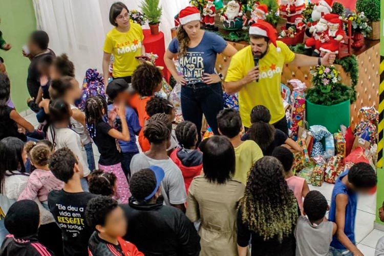 Campanhas arrecadam doações de Natal em Juiz de Fora 2 CAMPANHA DE NATAL DIA DE MAGIA ARQUIVO PESSOAL