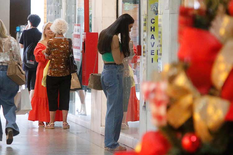 Comércio espera superar faturamento de 2022 com vendas de Natal 1 COMERCIO NATAL 3 Felipe Couri