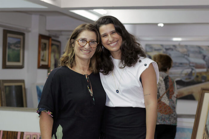 Iran Molduras encerra suas atividades nesta quarta: 'muito mais que só uma galeria' 2 ZairaeFlavia LeonardoCosta