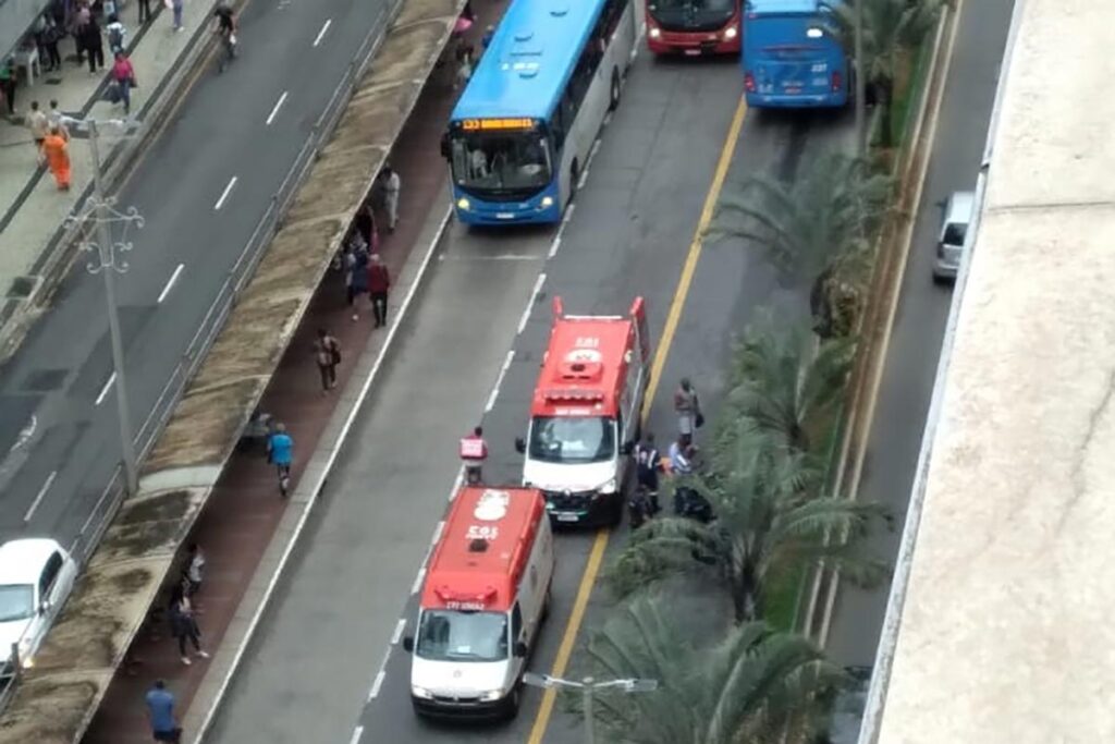 Ciclista é atropelado por ônibus na Avenida Rio Branco 1 atropelamento onibus rio branco reproducao redes sociais