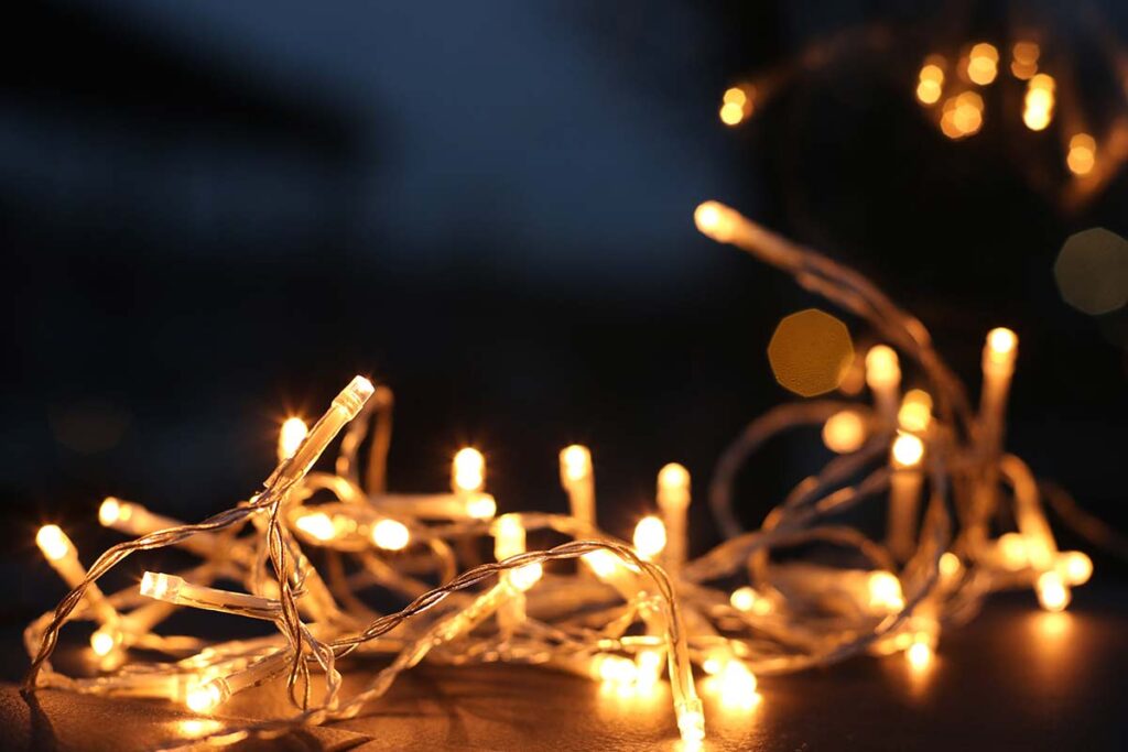 Saiba como economizar para a iluminação de Natal não encarecer a conta de luz 2 iluminação de Natal