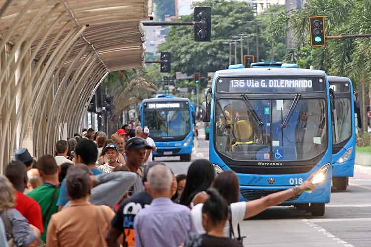 Voto e Cidadania: Melhorias no transporte público e na mobilidade urbana são desafios para o próximo chefe do Executivo 1 transporte público