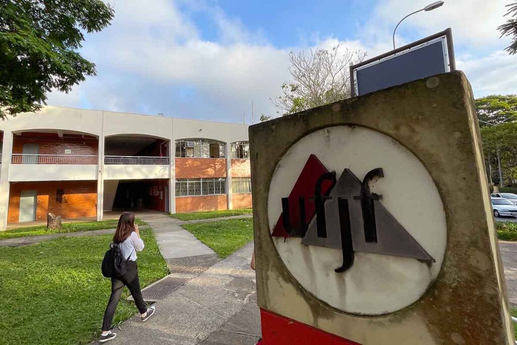 UFJF lança edital de cursos de graduação à distância 1 UFJF foto felipe couri
