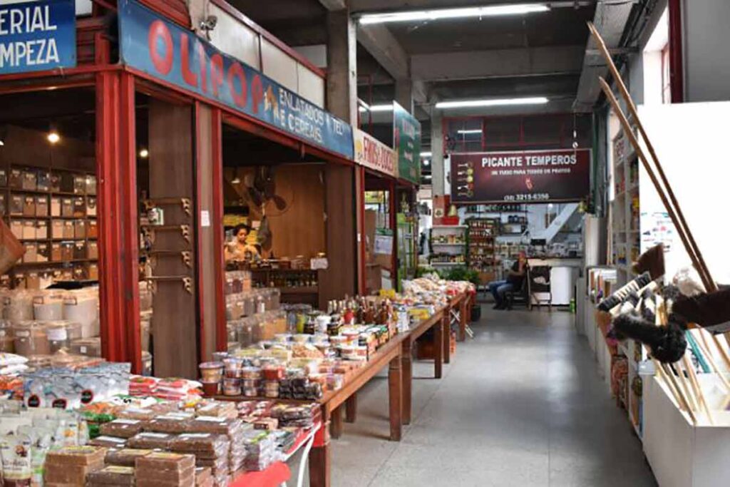 Lojistas do Mercado Municipal iniciam mudança para estrutura provisória 1 mercado municipal divulgacao PJF