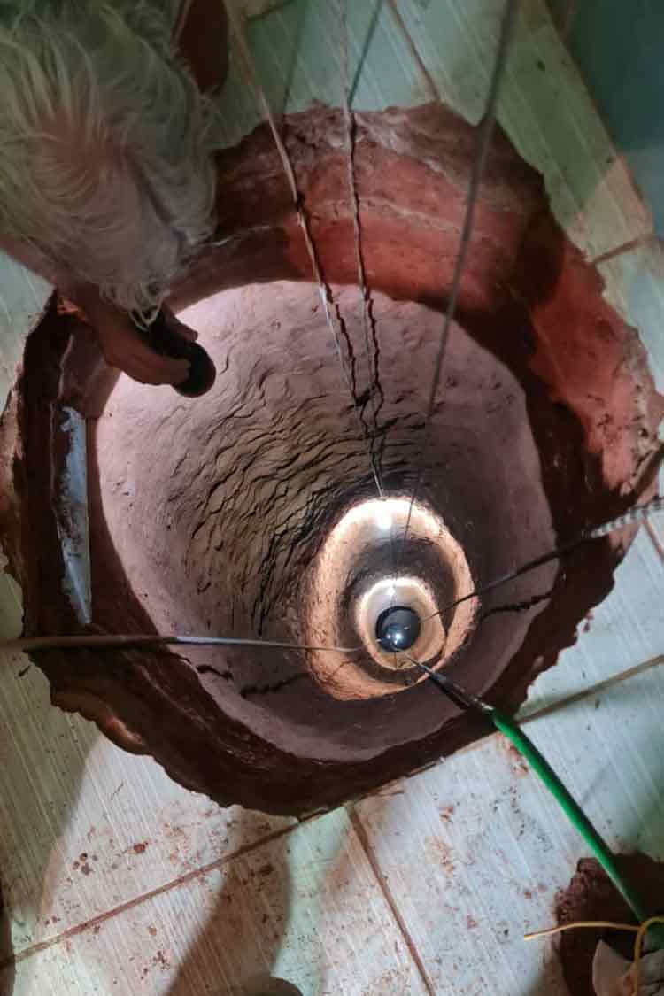 Idoso sonha com ouro e morre ao cair em buraco cavado dentro de casa 1 poco ipatinga morte corpo de bombeiros
