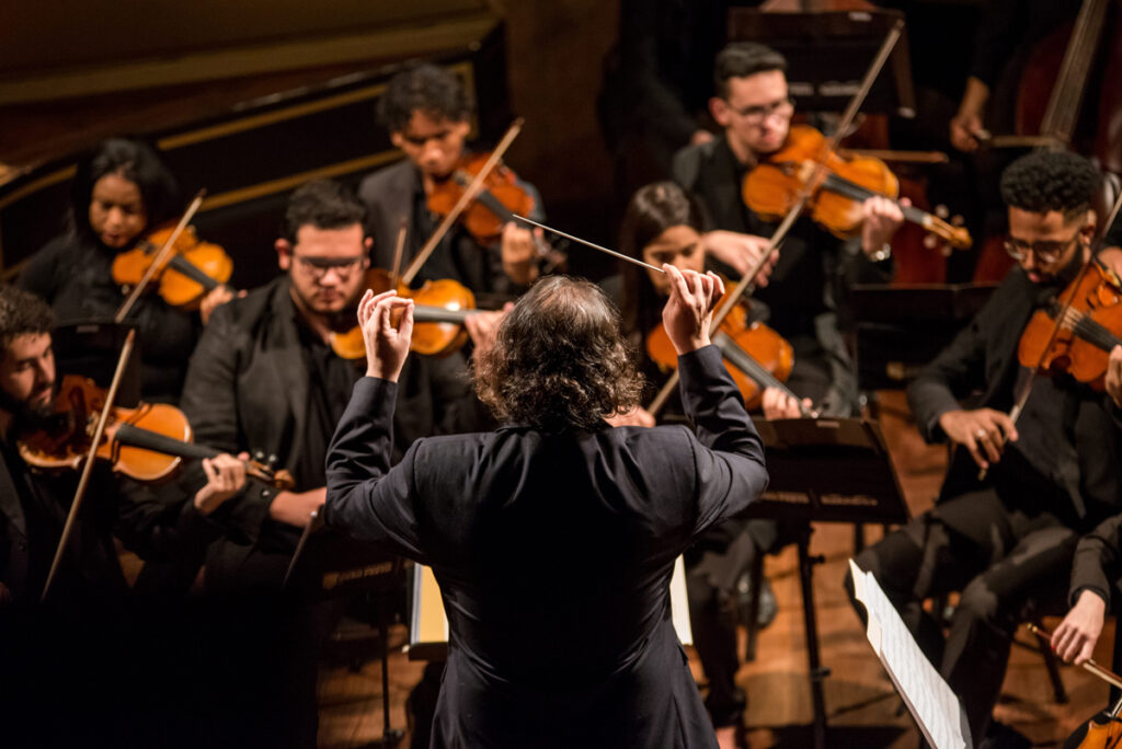 Academia Jovem Orquestra Ouro Preto seleciona músicos 2 orquestra