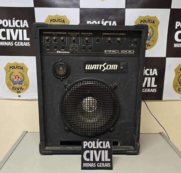 Parte dos materiais furtados em capela é recuperada 1 CAPELA FURTADOS INTERNO PCMG