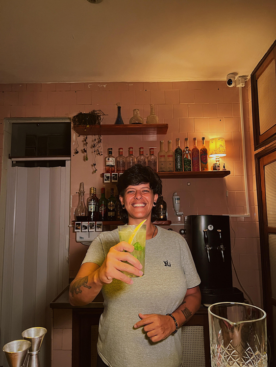 Aprenda a fazer drink carnavalesco 2 drink