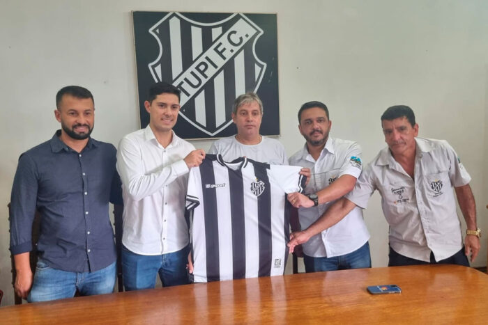 Tupi anuncia saída de treinador em meio à pré-temporada 1 apresentacao igor guerra by leo editada